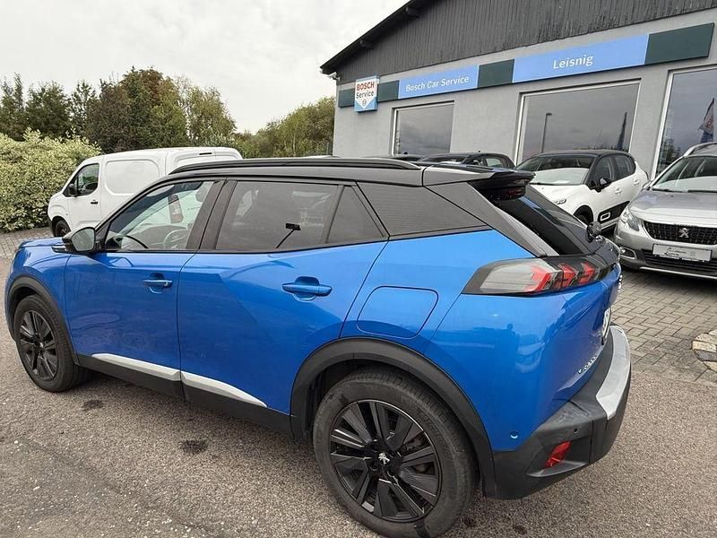 Gebraucht Peugeot e-2008 GT 100 kW (136 PS) 2021 Vertigoblau SUV
