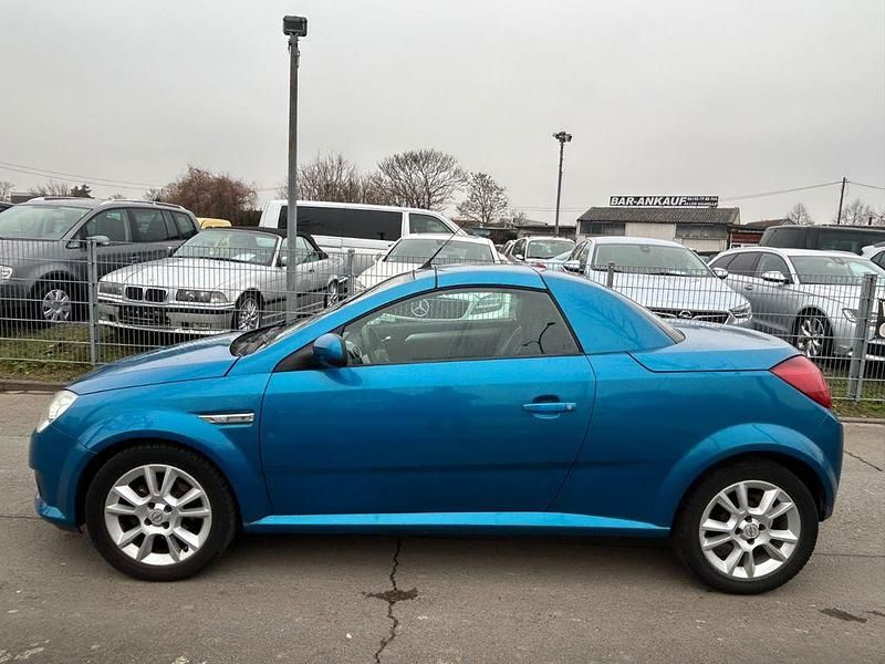 Gebraucht Opel Tigra 90 PS (66 kW) 2007 Blau Cabrio