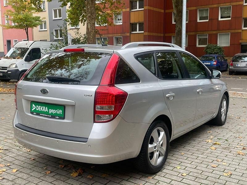Gebraucht Kia Ceed GT 116 PS (85 kW) 2012 Silber Kombi