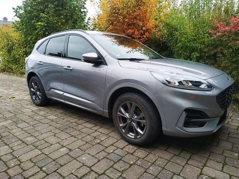 Silber Gebraucht 2022 Ford Kuga ST SUV | 25.499 € (Fairer Preis) - Bild 1/4