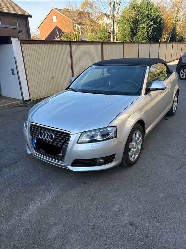Silber Gebraucht 2009 Audi A3 Cabriolet Ambition Cabrio | 6.400 € (Guter Preis) - Bild 1/4