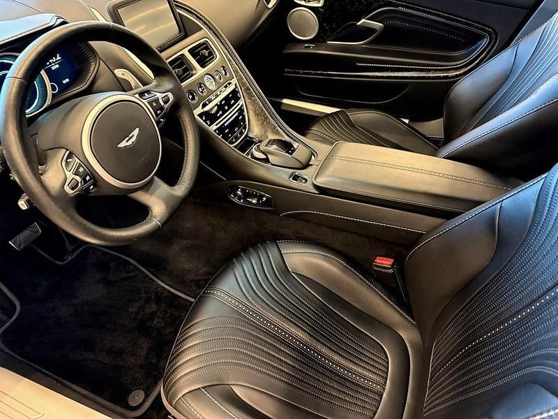 Gebraucht Aston Martin DB11 510 PS (375 kW) 2019 Schwarz Coupé