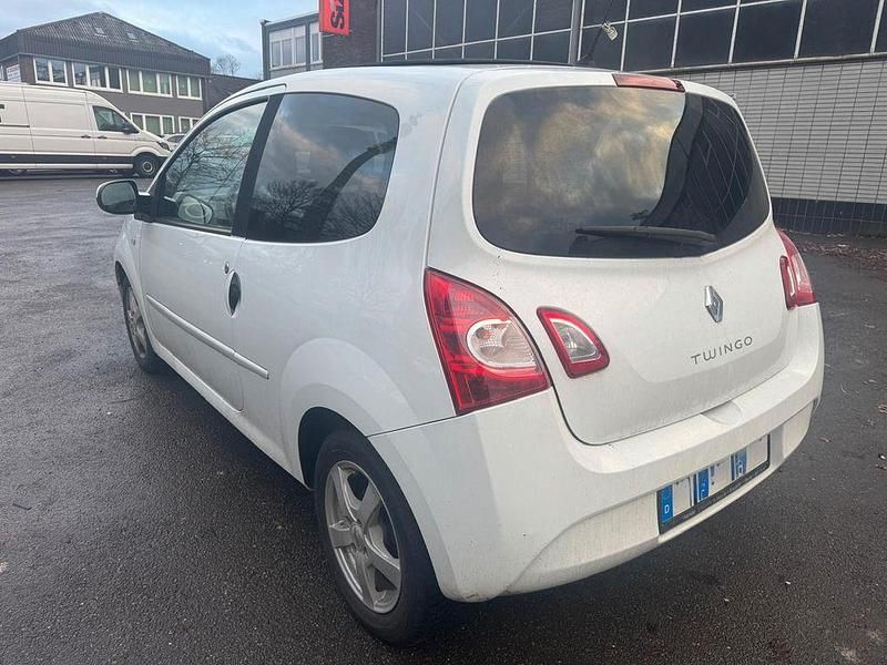 Gebraucht Renault Twingo Dynamique 75 PS (55 kW) 2013 Weiß Kleinwagen
