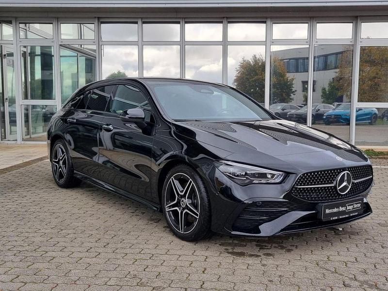 Gebraucht Mercedes CLA220 AMG 190 PS (139 kW) 2024 Nachtschwarz Limousine