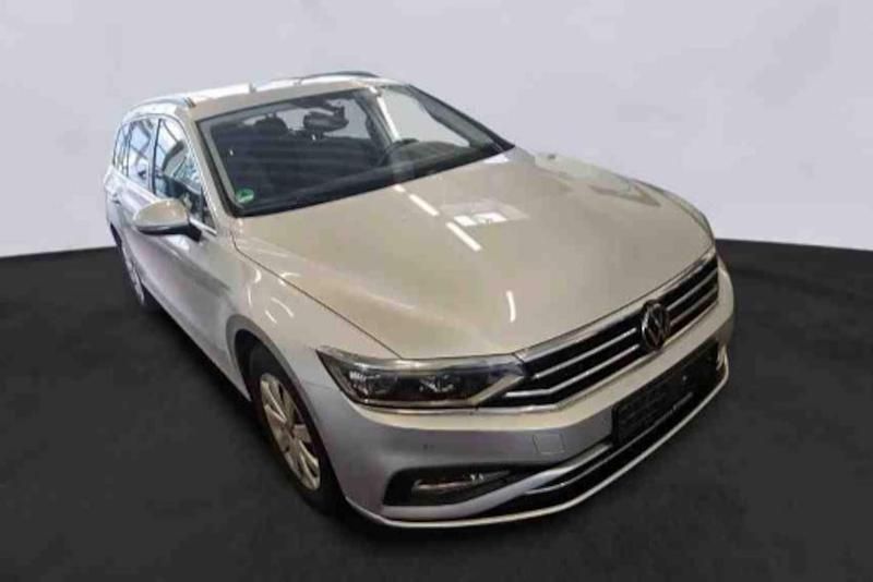 Gebraucht VW Passat Business 122 PS (89 kW) 2023 Kombi
