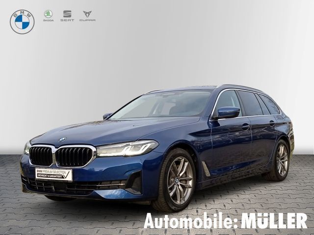 Blau Gebraucht 2021 BMW 530 Performance Kombi | 41.480 € (Fairer Preis) - Bild 1/4