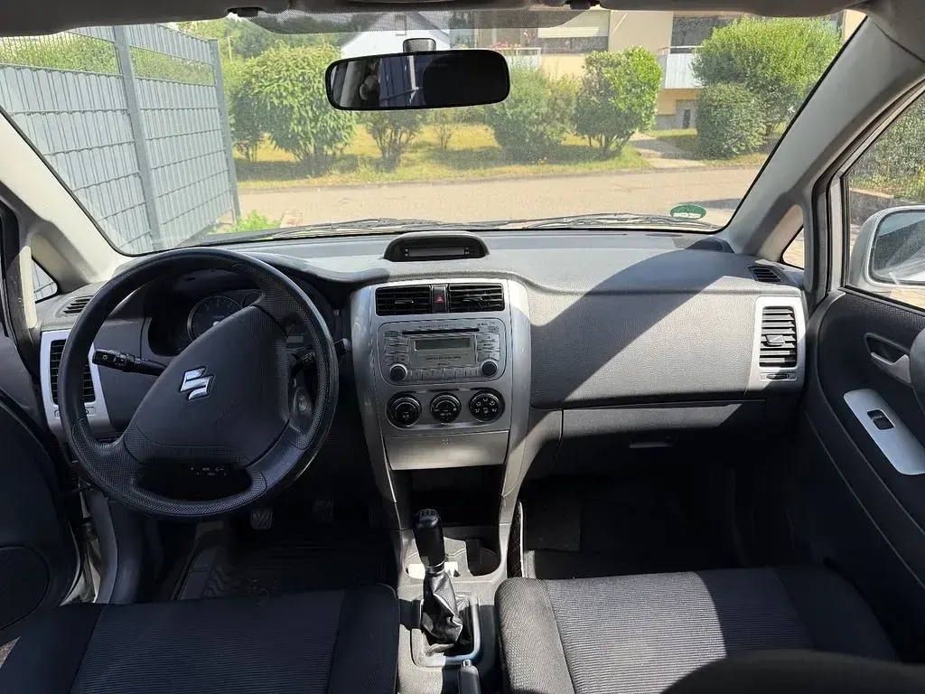 Gebraucht Suzuki Baleno 107 PS (78 kW) 2007 Silber Limousine