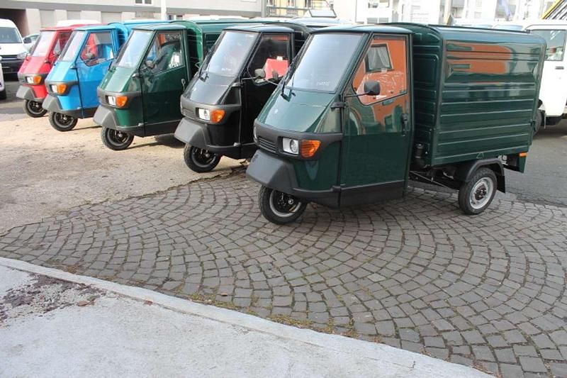 Neu Piaggio APE 2025 Dunkelgrün SUV