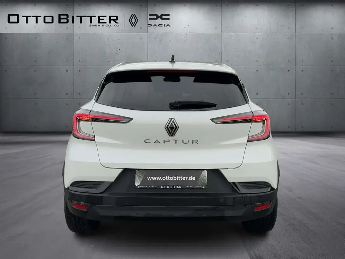 Nowe Renault Captur Techno 158 KM (116 kW) 2025 Biały SUV