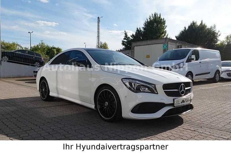 Weiß Gebraucht 2019 Mercedes CLA200 Limousine | 23.950 € (Fairer Preis) - Bild 1/4