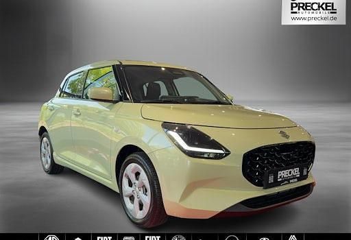 Neu Suzuki Swift Comfort 83 PS (61 kW) 2025 Gelb Kleinwagen