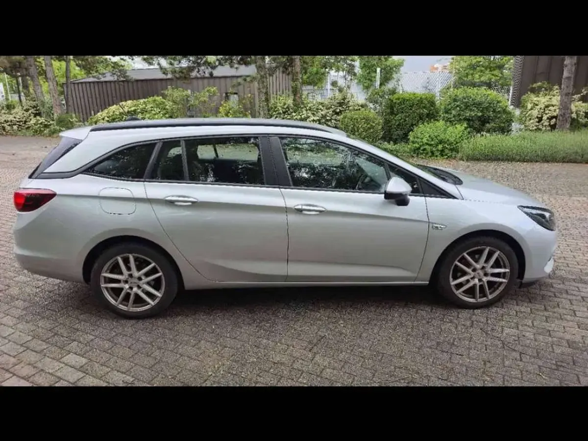 Gebraucht Opel Astra Edition 122 PS (89 kW) 2020 Silber Kombi