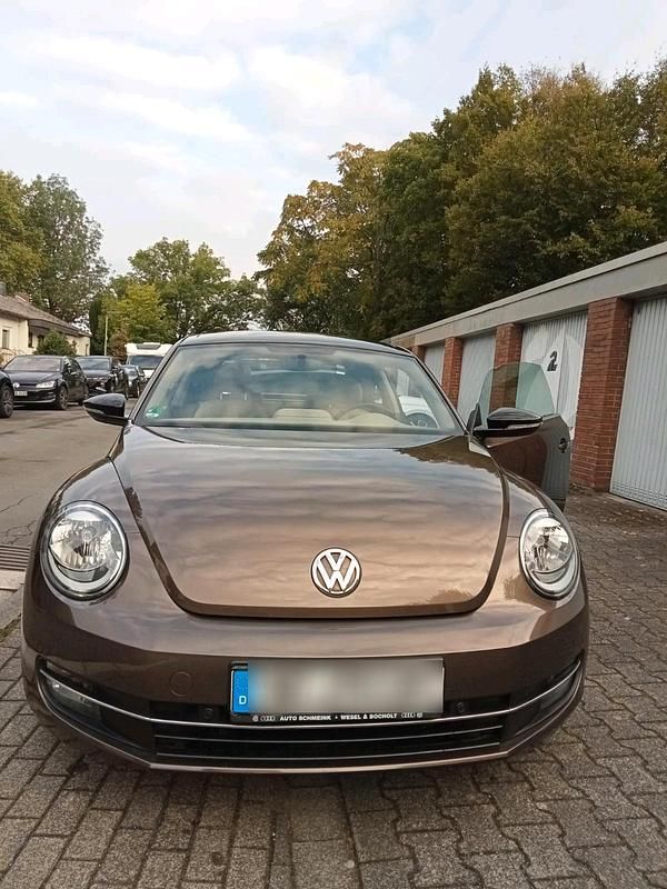 Braun Gebraucht 2015 VW Käfer Coupé | 14.000 € - Bild 1/4