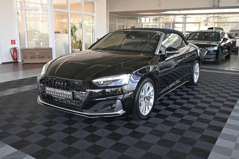 Gebraucht Audi A5 Cabriolet S-Line 265 PS (194 kW) 2023 Schwarz Cabrio