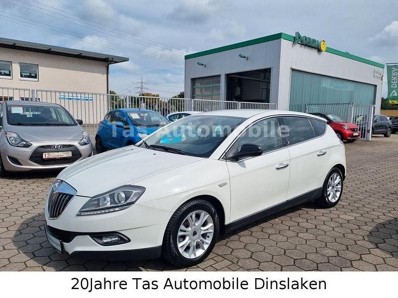 Weiß Gebraucht 2011 Lancia Delta S Limousine | 3.999 € (Guter Preis) - Bild 1/4
