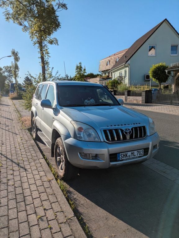 Silber Gebraucht 2005 Toyota Land Cruiser SUV | 7.600 € - Bild 1/4
