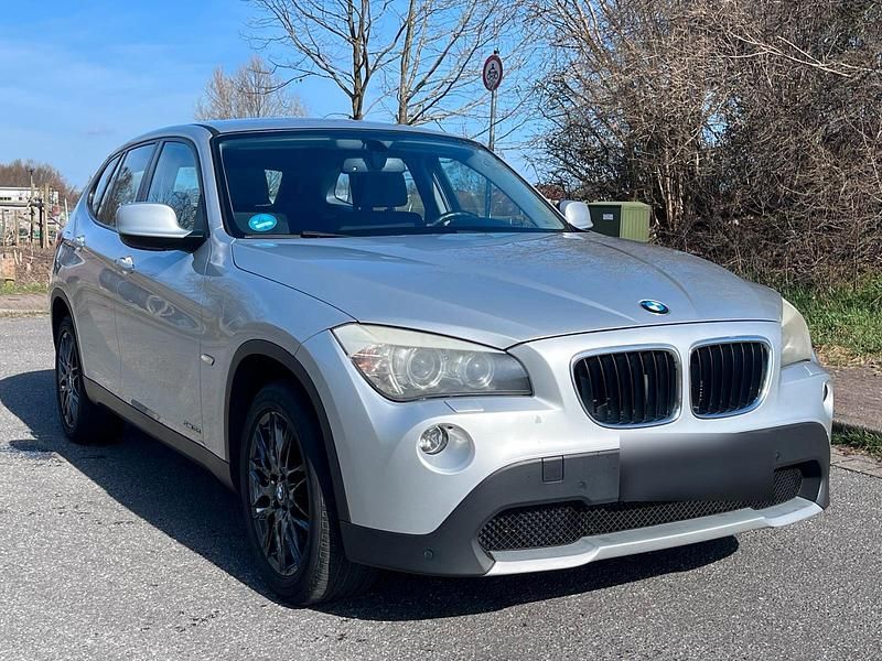 Gebraucht BMW X1 143 PS (105 kW) 2012 Silber SUV