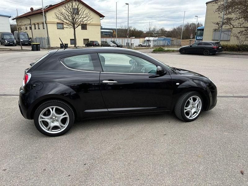 Gebraucht Alfa Romeo MiTo 95 PS (69 kW) 2010 Schwarz Kleinwagen