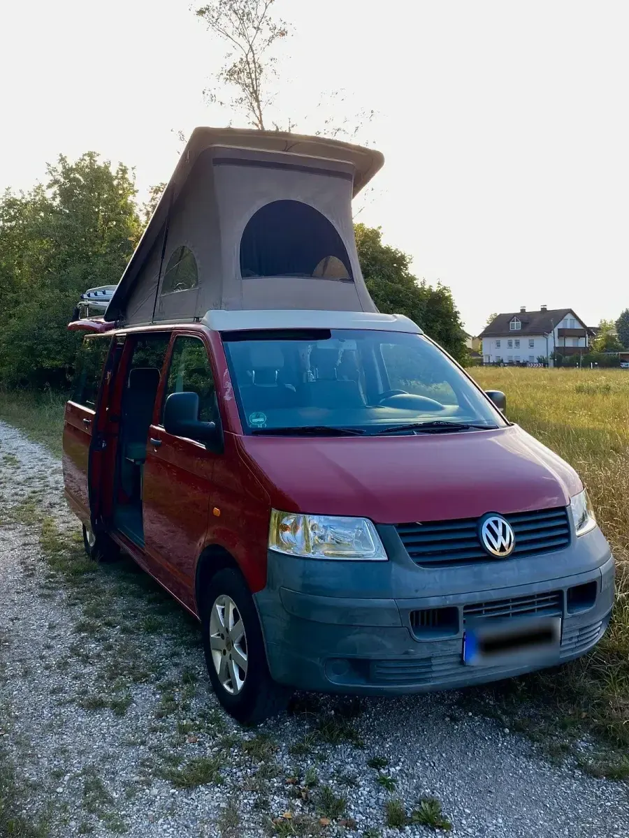 Gebraucht VW T5 105 PS (77 kW) 2003 Rot Van