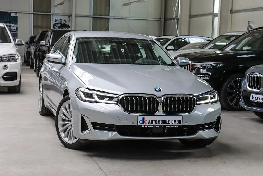 Gebraucht BMW 530e Luxury Line 184 PS (135 kW) 2020 Silber Limousine