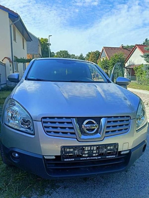 Silber Gebraucht 2009 Nissan Qashqai Acenta SUV | 4.500 € (Fairer Preis) - Bild 1/4