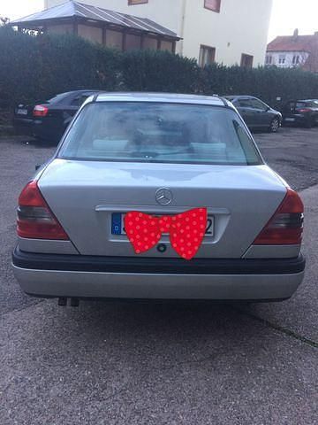 Second-hand Mercedes 280 262 CP (192 kW) 1996 Argintiu Berlinǎ