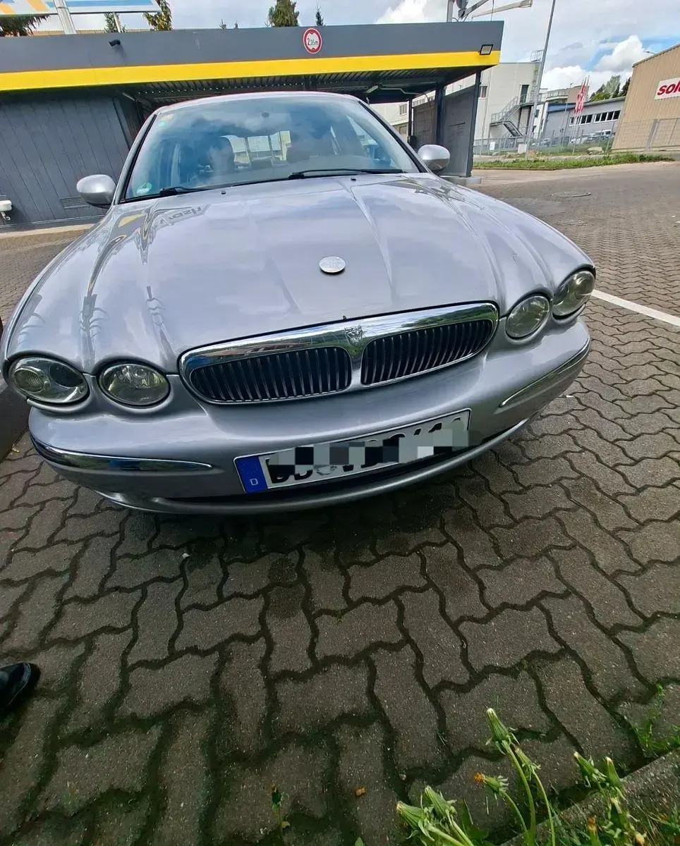 Gebraucht Jaguar X-type 156 PS (114 kW) 2003 Silber Limousine