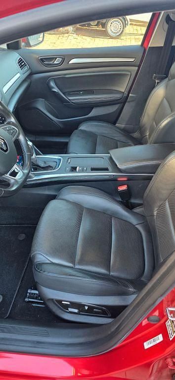 Gebraucht Renault Mégane IV Intens 140 PS (102 kW) 2021 Rot Limousine