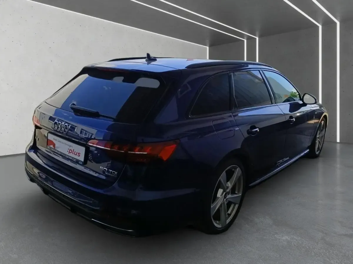 Gebraucht Audi A4 S-Line 286 PS (210 kW) 2022 Blau Kombi