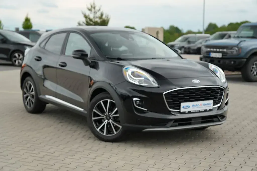 Gebraucht Ford Puma Titanium 125 PS (91 kW) 2022 Schwarz SUV
