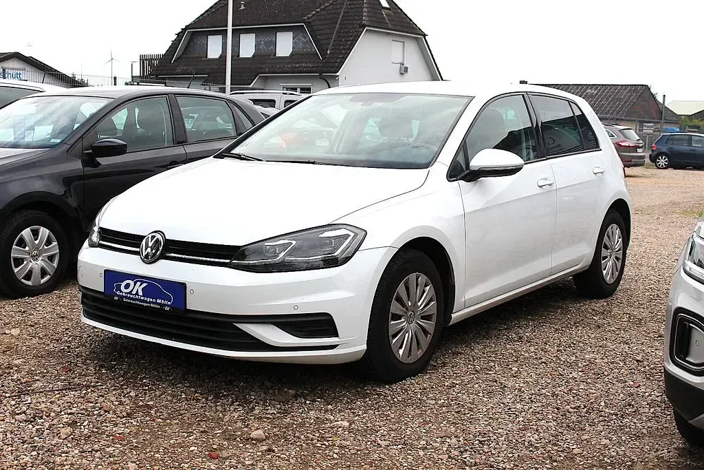 Gebraucht VW Golf VII S 86 PS (63 kW) 2019 Weiß Limousine