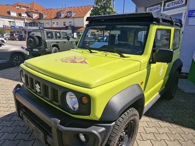 Gebraucht Suzuki Jimny 102 PS (75 kW) 2021 Gold SUV