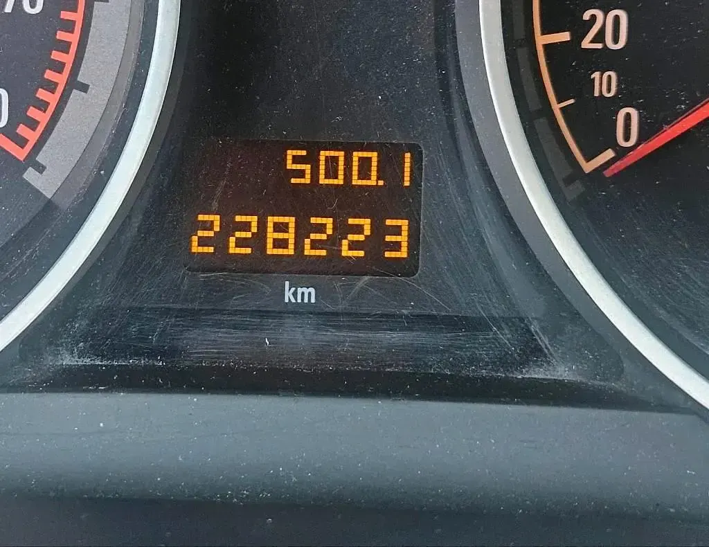 Gebraucht Opel Astra 115 PS (84 kW) 2010 Schwarz Kombi