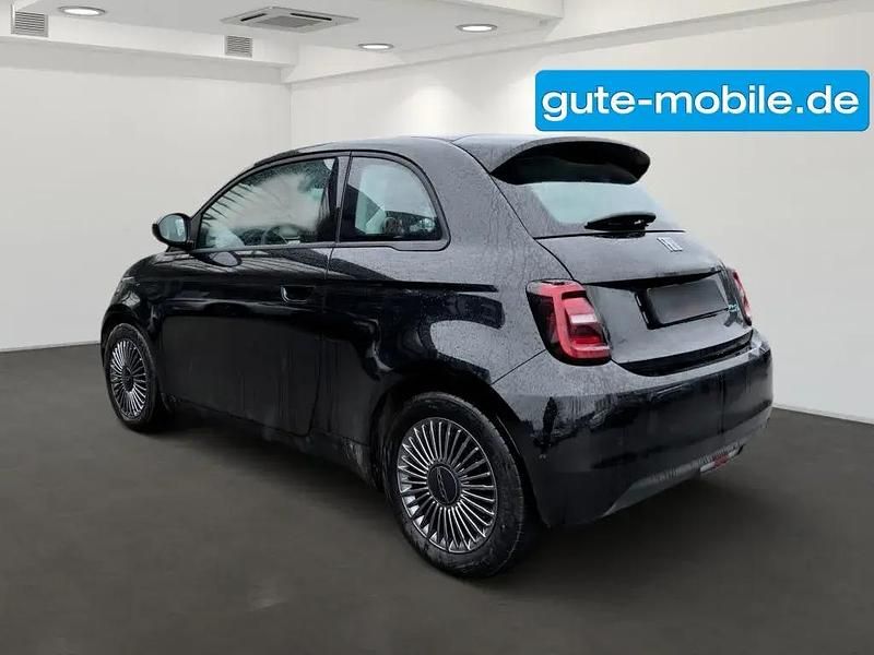 Schwarz Gebraucht 2023 Fiat 500e Basis Kleinwagen | 17.990 € (Guter Preis) - Bild 1/1
