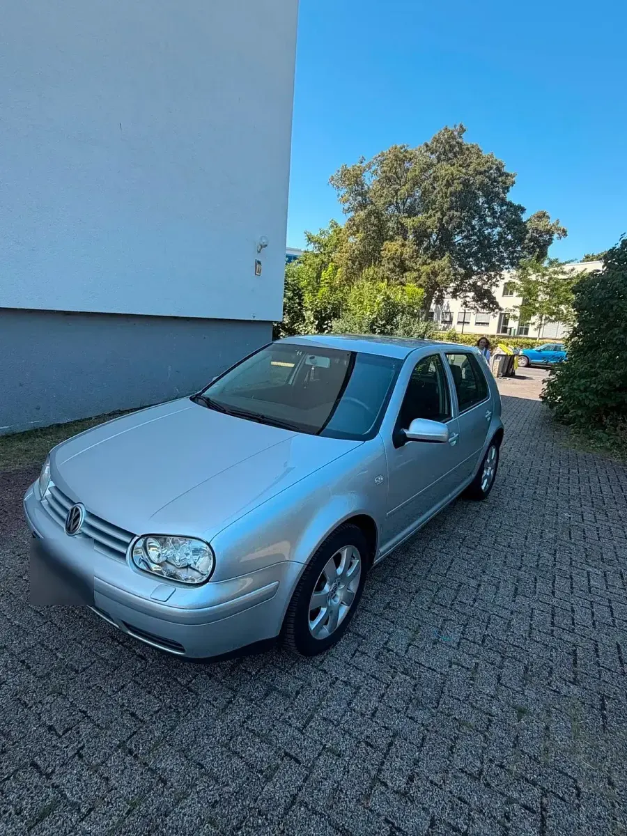 Gebraucht VW Golf IV 105 PS (77 kW) 2003 Silber Limousine