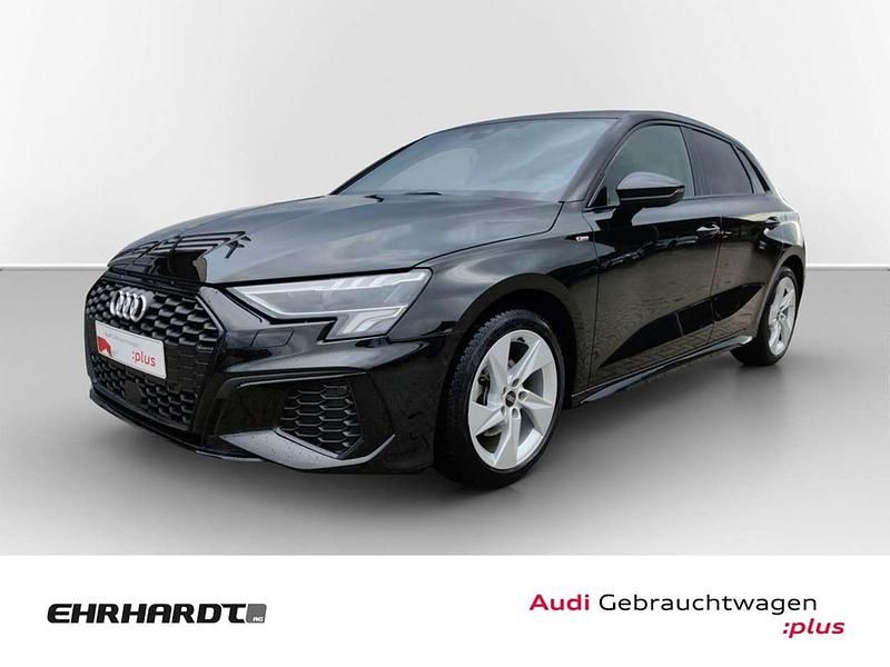 Mythosschwarz metallic Gebraucht 2023 Audi A3 Sportback S-Line Kleinwagen | 31.550 € (Fairer Preis) - Bild 1/3