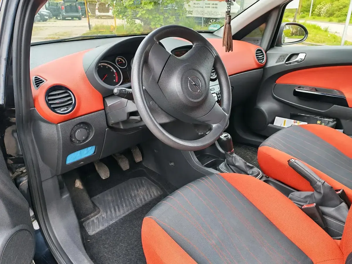 Gebraucht Opel Corsa 80 PS (58 kW) 2007 Schwarz Kleinwagen