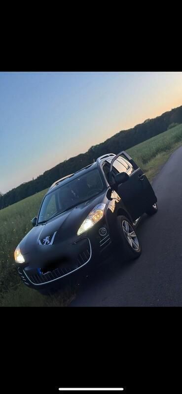 Schwarz Gebraucht 2009 Peugeot 4007 SUV | 6.499 € (Teuer) - Bild 1/4