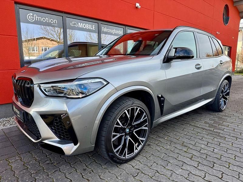 Grau Gebraucht 2022 BMW X5 M Competition Edition SUV | 96.880 € (Teuer) - Bild 1/4