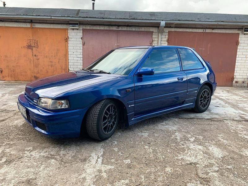 Gebraucht Mazda 323 163 PS (119 kW) 1991 Blau