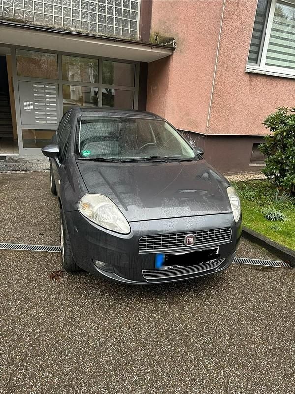 Gebraucht Fiat Punto 77 PS (56 kW) 2009 Grau Kleinwagen