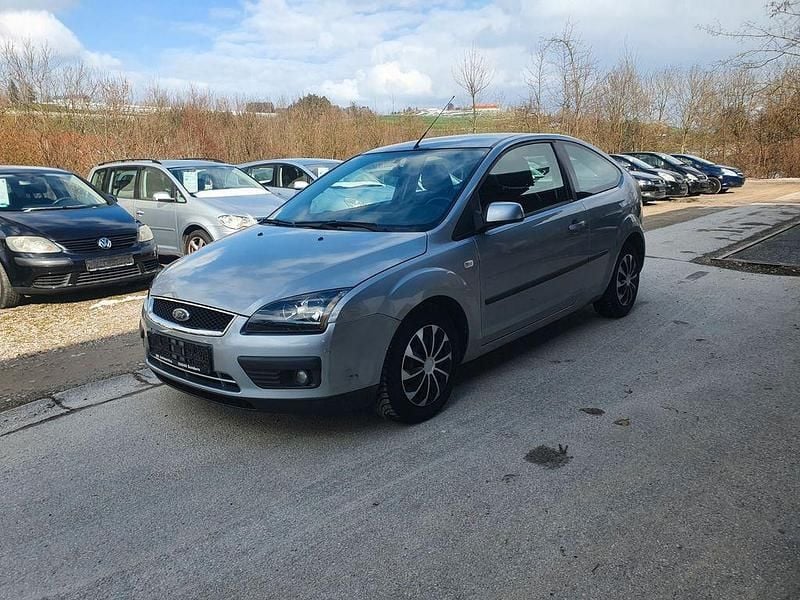 Gebraucht Ford Focus Sport 101 PS (74 kW) 2006 Silber Limousine