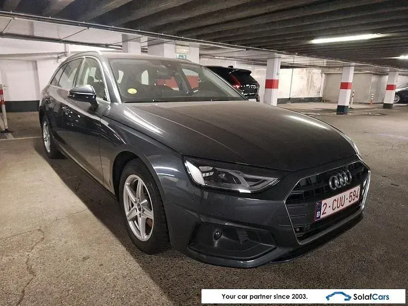 Gebraucht Audi A4 136 PS (100 kW) 2022 Schwarz Kombi