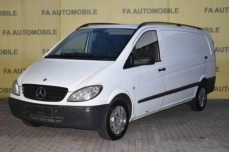 Weiß Gebraucht 2010 Mercedes Vito Van / Kleinbus | 6.200 € (Superpreis) - Bild 1/4