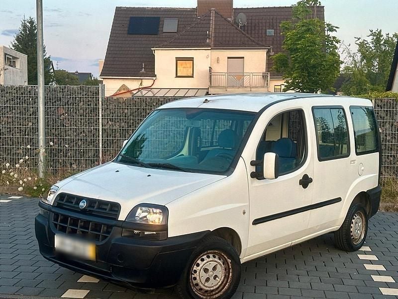 Weiß Gebraucht 2005 Fiat Doblò Van / Kleinbus | 950 € (Superpreis) - Bild 1/4