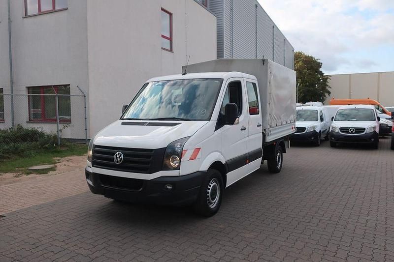 Candyweiß Gebraucht 2016 VW Crafter Van | 12.900 € (Guter Preis) - Bild 1/4