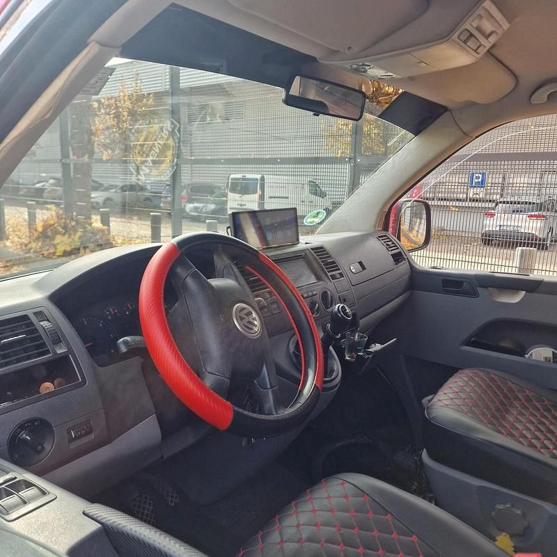Gebraucht VW T5 131 PS (96 kW) 2005 Rot Van