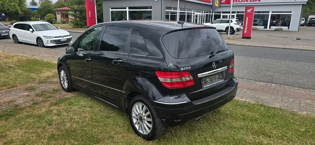 Gebraucht Mercedes B200 Edition 136 PS (100 kW) 2007 Schwarz Van / Kleinbus