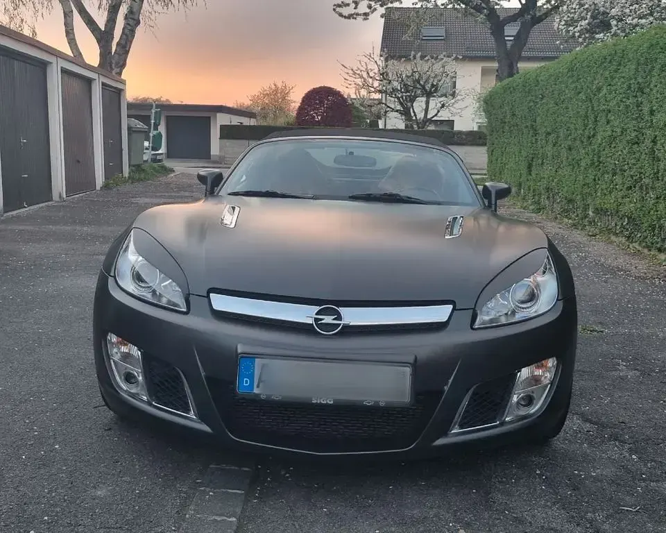 Gebraucht Opel GT 264 PS (194 kW) 2009 Schwarz Cabrio