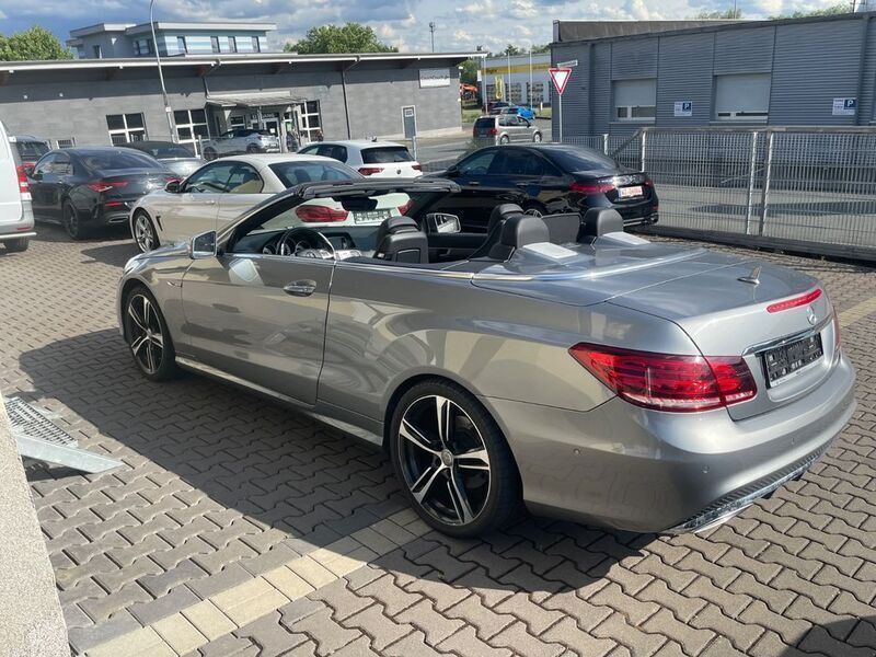 Gebraucht Mercedes E220 AMG 170 PS (125 kW) 2014 Grau Cabrio
